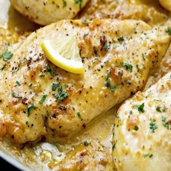 Rustic Chicken With Garlic Gravy